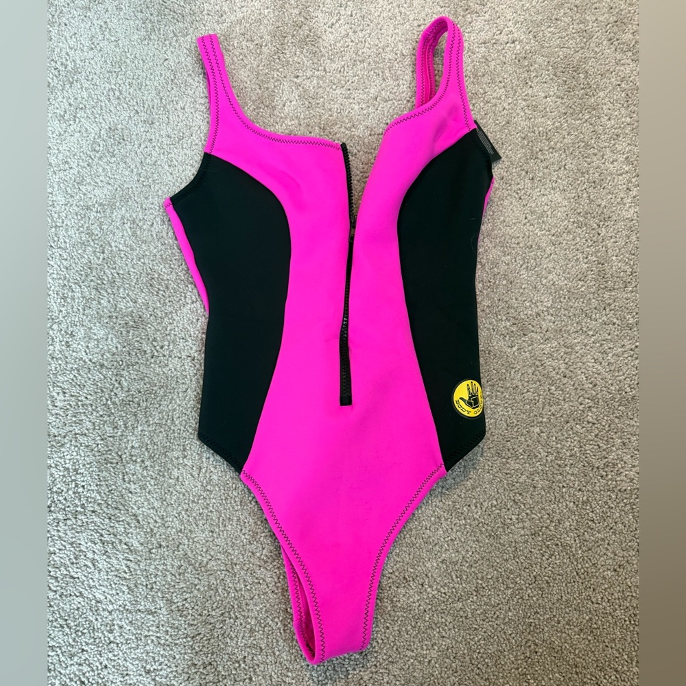 NWT body glove one piece swimsuit size small pink